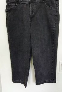 Style & Co Tummy Control Capri Pants